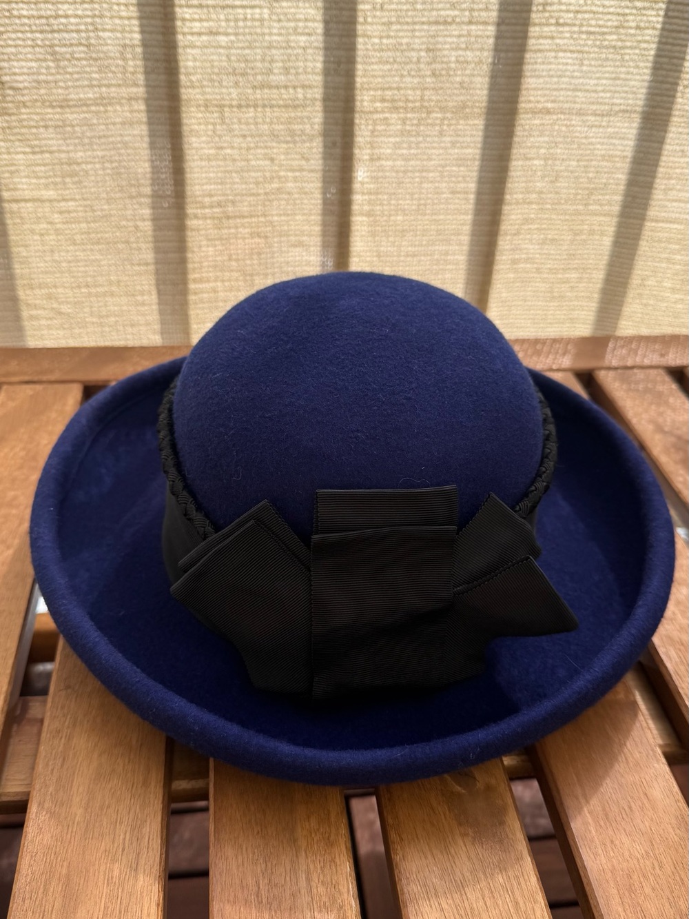 Classic Navy Blue Felt Bow Cloche Hat